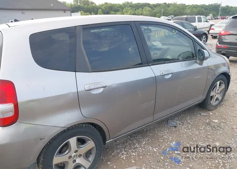 2008 Honda Fit из США, поврежденный, VIN JHMGD38418S031736